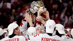 Kanada lyfter VM bucklan